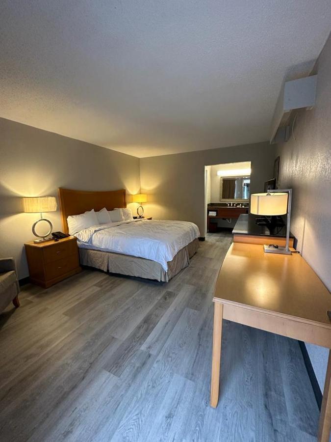 Lanett Inn Экстерьер фото