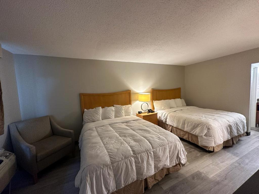 Lanett Inn Экстерьер фото