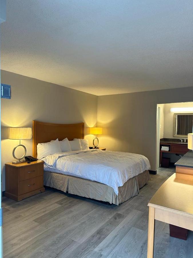Lanett Inn Экстерьер фото