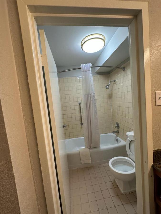 Lanett Inn Экстерьер фото